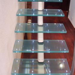 Escalier en verre feuilleté